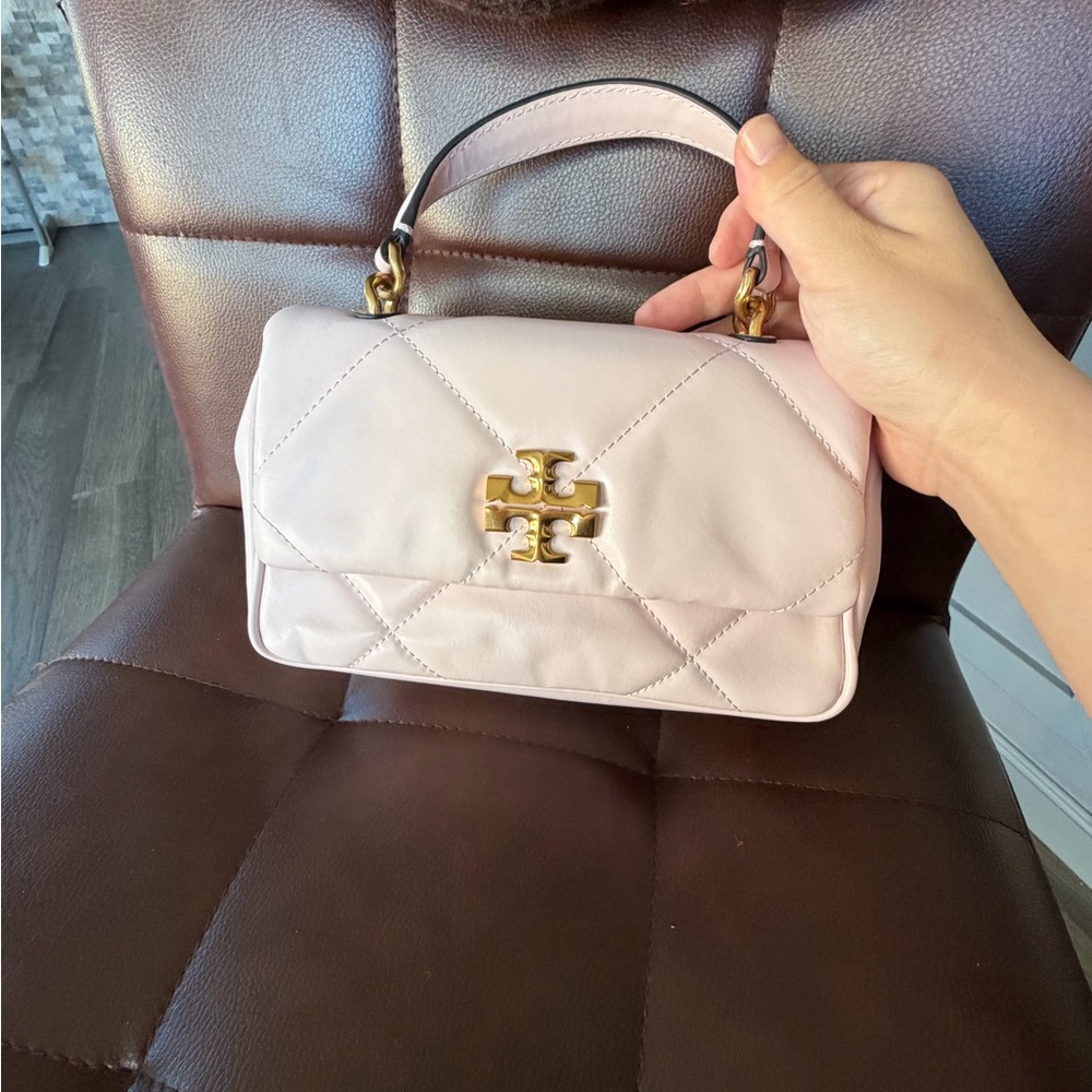 Tory Burch Light Pink Quilted Shoulder Bag - Picture 2 of 10